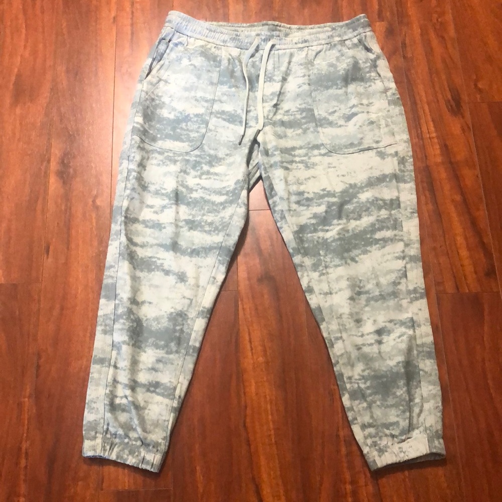 ATHLETA NWOT joggers tie dye